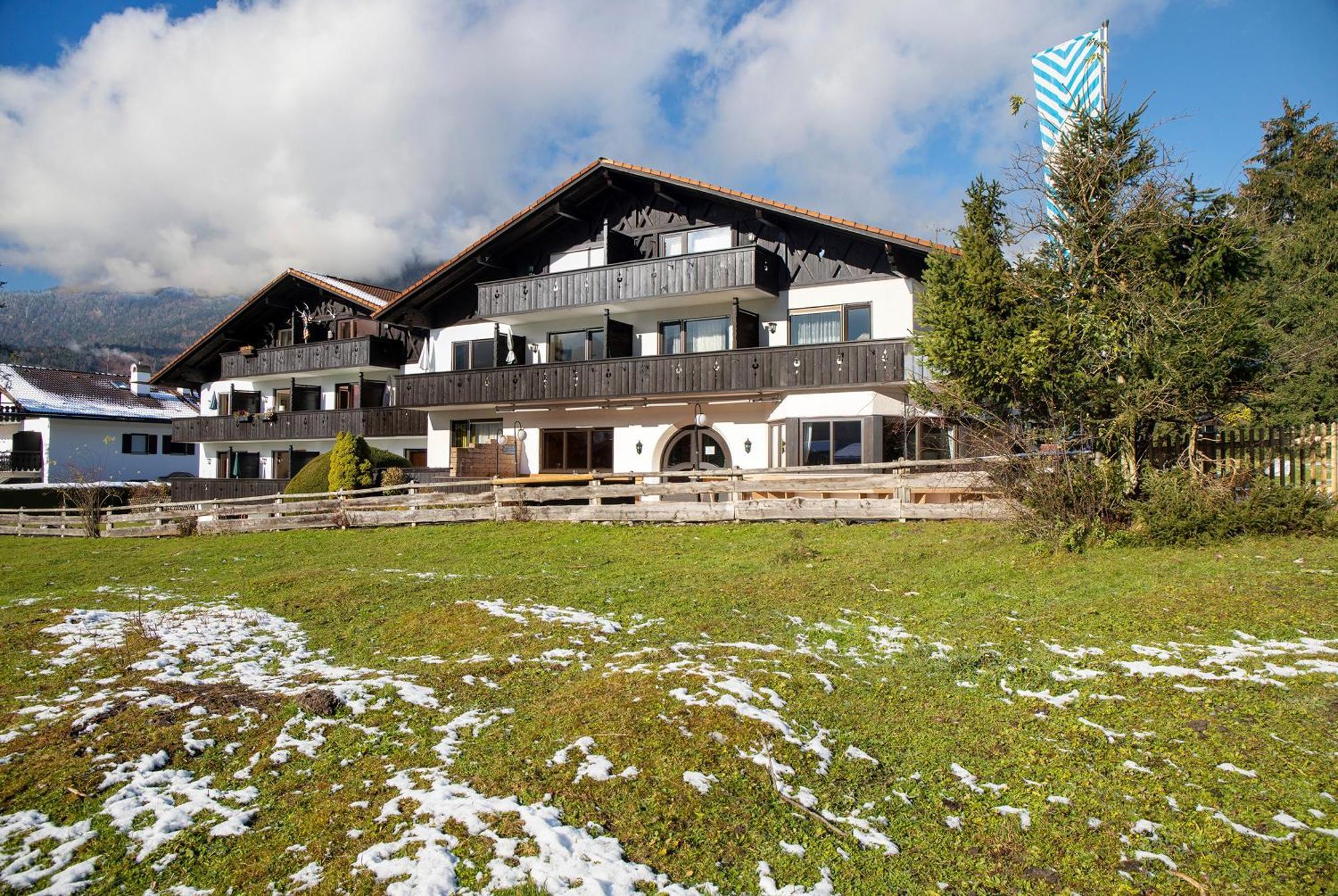 Almzeit Apartment Farchant Exterior photo